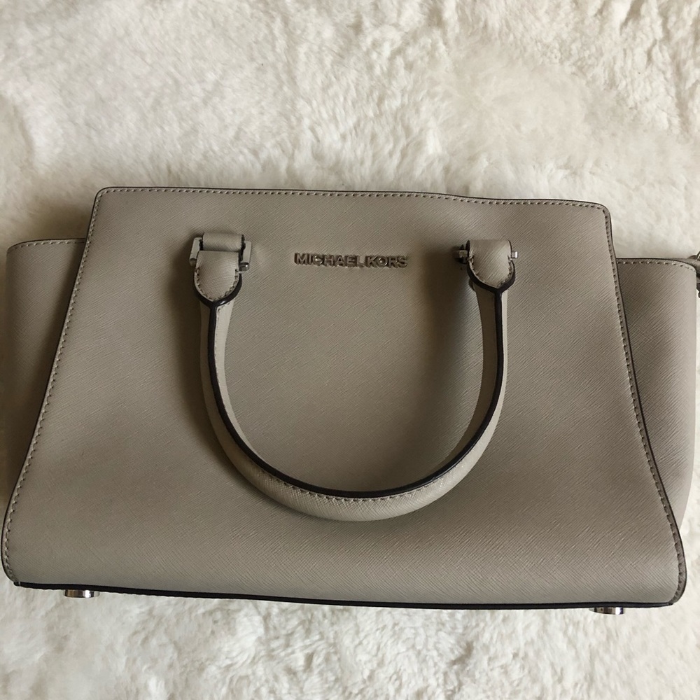 Michael Kors purse